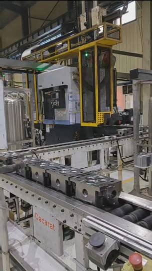 Daimler cylinder head production line