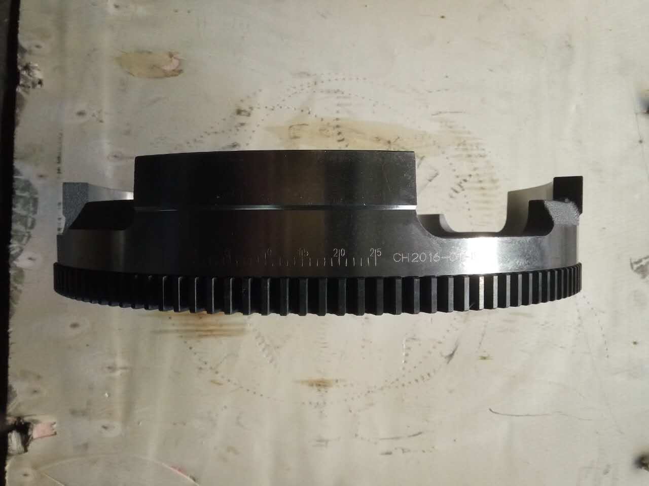 Japanese-brand flywheel, side view, representative of a balanced production part